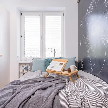 Bon Voyage Ochota Appartamento